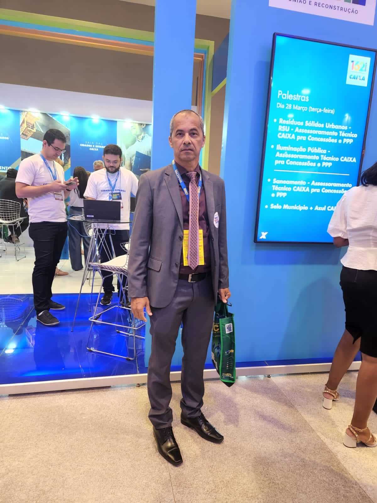 Camacã: Prefeito Paulo do Gás participa em Brasília da 24ª Marcha em defesa dos municípios e recebe emenda de 3 milhões e veículos